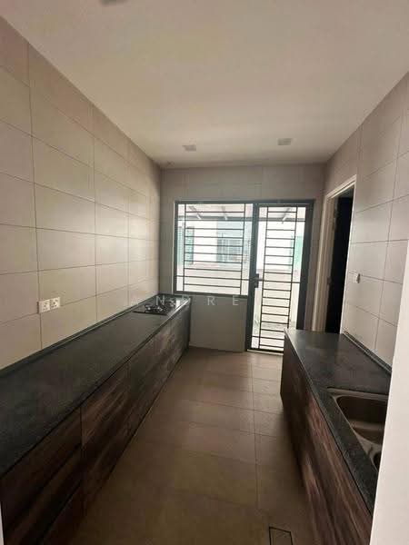 Link Bungalow for Sale in Senibong Cove (Masai) - Andrew Teo - Kitchen - PropertyGuru.com.my