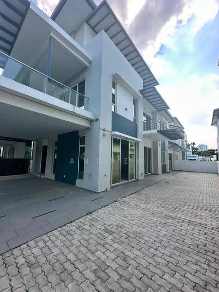 Link Bungalow for Sale in Senibong Cove (Masai) - Andrew Teo - Exterior - PropertyGuru.com.my