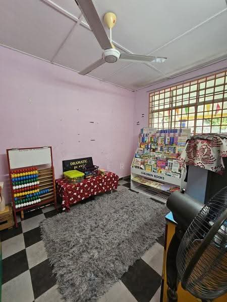 1-storey Terraced House for Sale in Taman Desa Kesang (Kesang) - Kiera Wong - Study - PropertyGuru.com.my