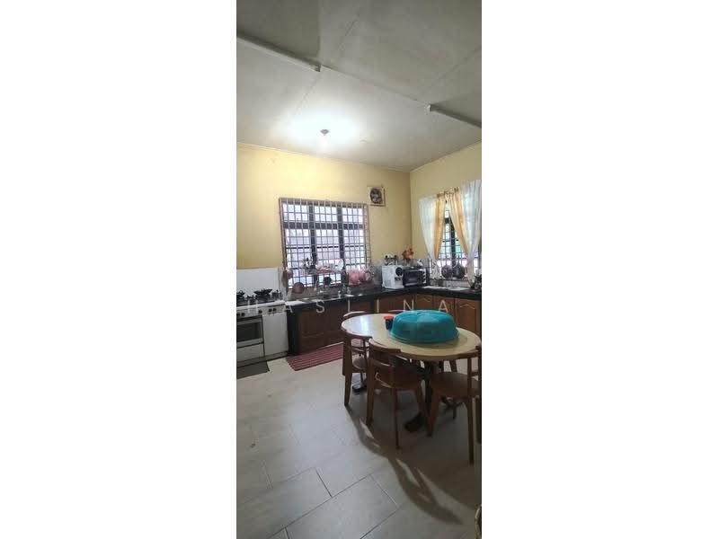 Bungalow House for Sale in Kubang Kerian (Kelantan) - Haslina Ismail - Kitchen - PropertyGuru.com.my
