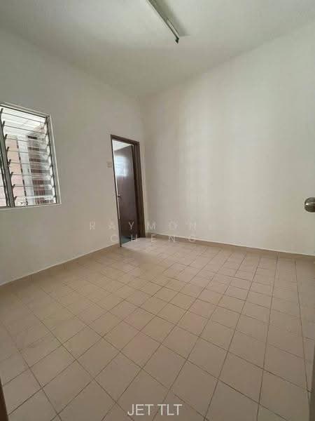 Rumah Teres untuk Dijual di Bandar Botanic (Klang) - Raymond Cheng - Interior - PropertyGuru.com.my