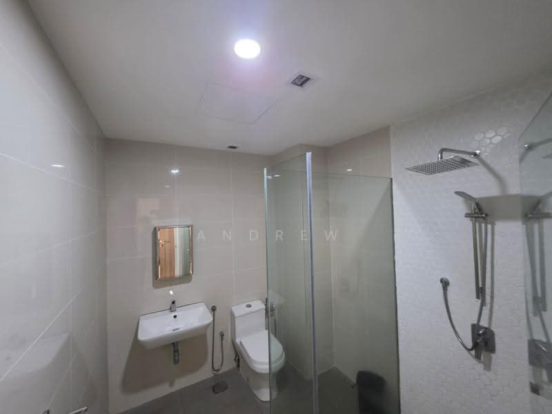 Kediaman Servis untuk Disewa di Continew - Andrew Loh - Bathroom - PropertyGuru.com.my