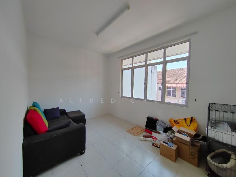 Rumah Bandar untuk Dijual di Butterworth (Penang) - Alfred Chua - Living Room - PropertyGuru.com.my