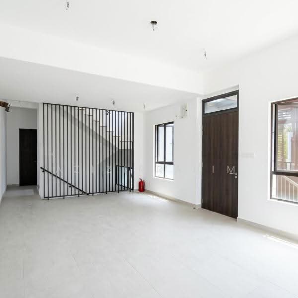 3-storey Terraced House for Sale in Cyberjaya (Selangor) - Azizirrahim . - Interior - PropertyGuru.com.my
