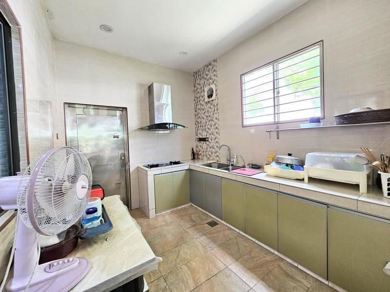 Rumah Berkembar untuk Dijual di Taman Saujana Suria (Kajang) - Francis Thee - PropertyGuru.com.my