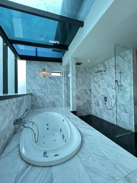 Townhouse for Rent in Bukit Kiara (Kuala Lumpur) - Wai Leng Lee - Bathroom - PropertyGuru.com.my