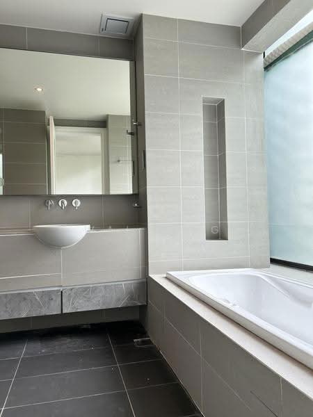 Townhouse for Rent in Bukit Kiara (Kuala Lumpur) - Wai Leng Lee - Bathroom - PropertyGuru.com.my