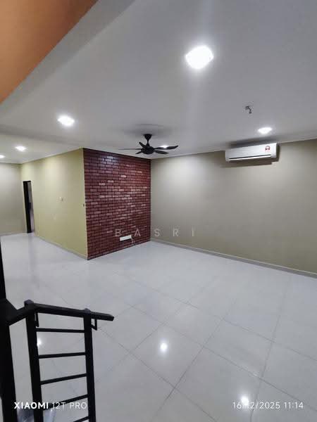 Rumah Teres 2-Tingkat untuk Dijual di Kajang (Selangor) - Basri Munir - Living Room - PropertyGuru.com.my