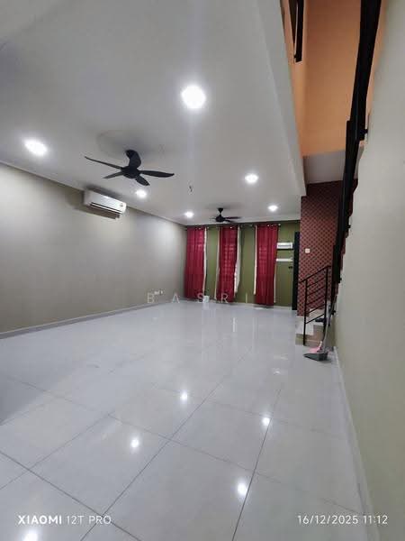 Rumah Teres 2-Tingkat untuk Dijual di Kajang (Selangor) - Basri Munir - Living Room - PropertyGuru.com.my