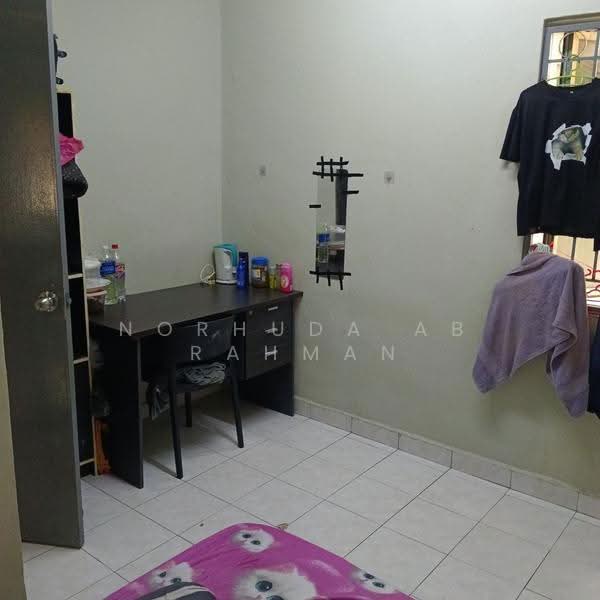 Apartment for Sale at Pangsapuri Kelana Impian - Norhuda Ab Rahman - Bedroom - PropertyGuru.com.my