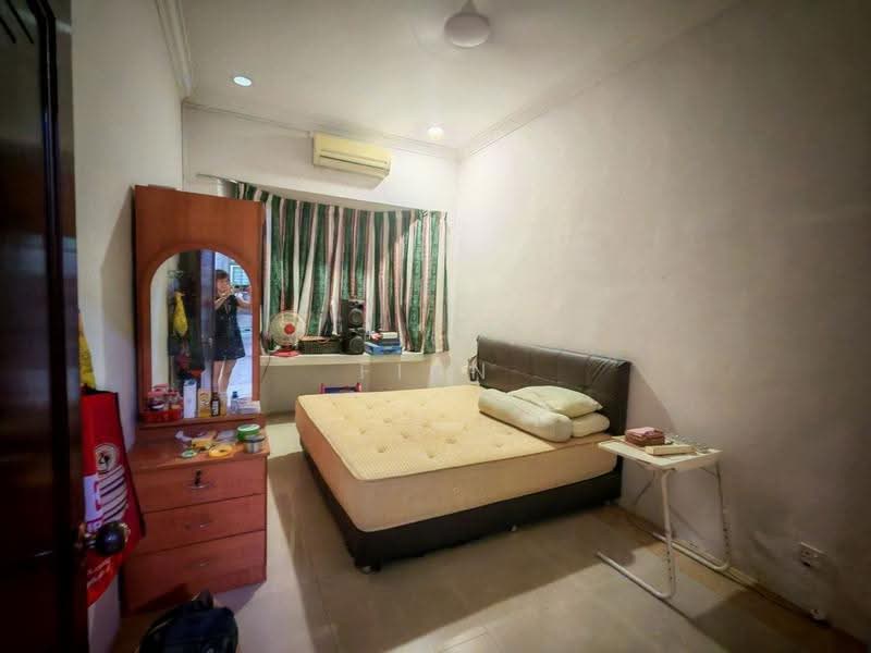 1-storey Terraced House for Sale in Taman Nusa Bestari (Iskandar Puteri (Nusajaya)) - Finn Aw - Bedroom - PropertyGuru.com.my