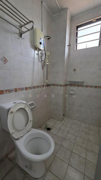 Rumah Berkembar untuk Dijual di Taman Mutiara Indah (Puchong) - Kavan Ho - Bathroom - PropertyGuru.com.my