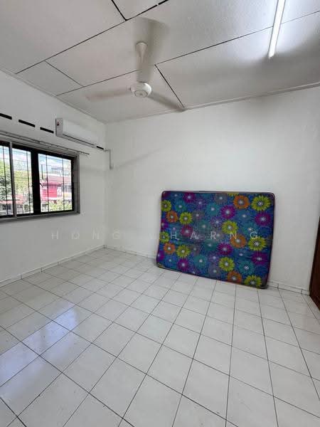 2-storey Terraced House for Rent in Johor Bahru (Johor) - Hong Charng Lee - Bedroom - PropertyGuru.com.my