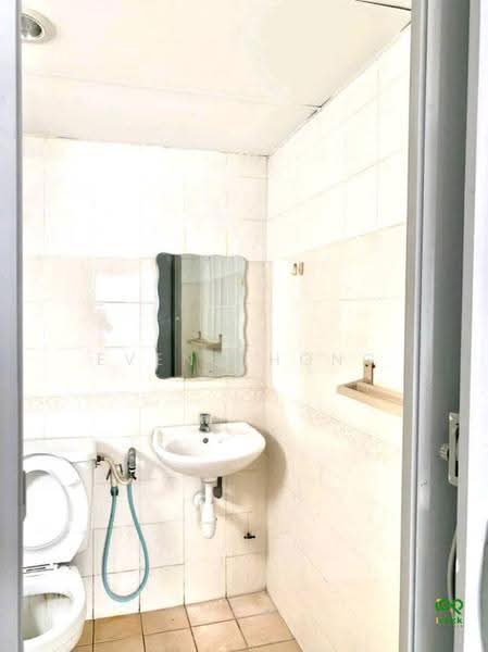 Condominium for Sale at Pantai Hillpark 2 - Even Chong - Bathroom - PropertyGuru.com.my
