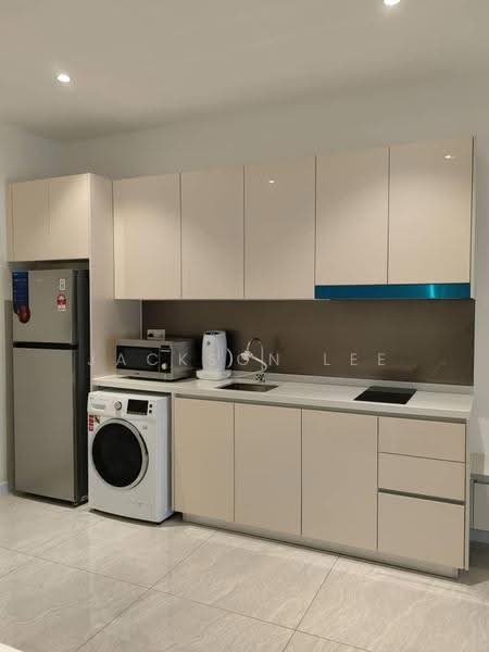 Kediaman Servis untuk Dijual di Quill Residence - Jackson Lee - Kitchen - PropertyGuru.com.my