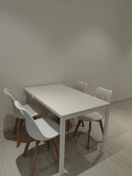 Kediaman Servis untuk Dijual di Quill Residence - Jackson Lee - Dining Room - PropertyGuru.com.my