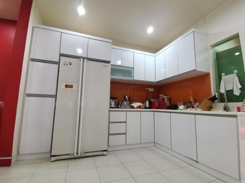 2-storey Terraced House for Sale in Kota Kemuning (Shah Alam) - Cookie Cheah - Kitchen - PropertyGuru.com.my