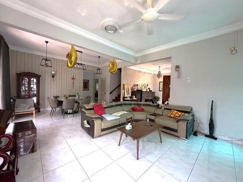 2-storey Terraced House for Sale in Taman Molek (Johor Bahru) - Karl Lim - Living Room - PropertyGuru.com.my