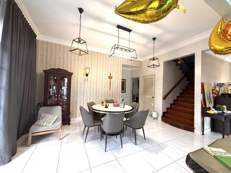 2-storey Terraced House for Sale in Taman Molek (Johor Bahru) - Karl Lim - Dining Room - PropertyGuru.com.my