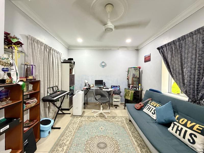 Rumah Teres 2-Tingkat untuk Dijual di Bandar Tun Hussein Onn (Cheras) - ChaoLim . - Study - PropertyGuru.com.my