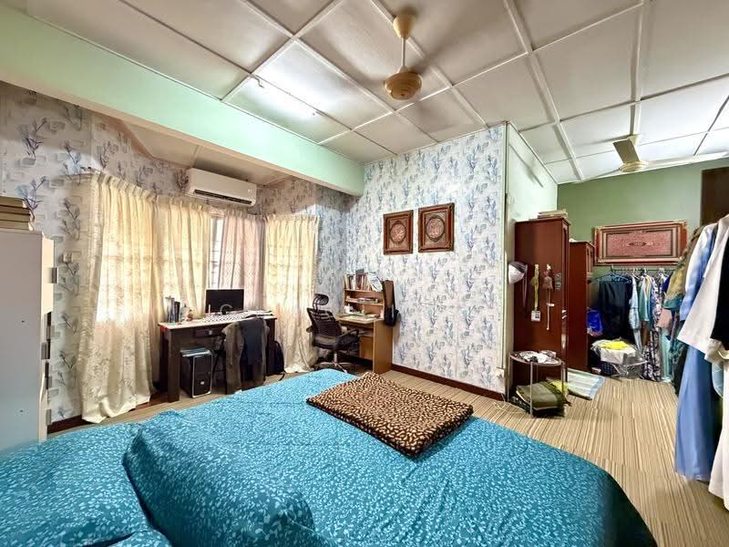 Rumah Teres 2-Tingkat untuk Dijual di Bandar Tun Hussein Onn (Cheras) - ChaoLim . - Bedroom - PropertyGuru.com.my
