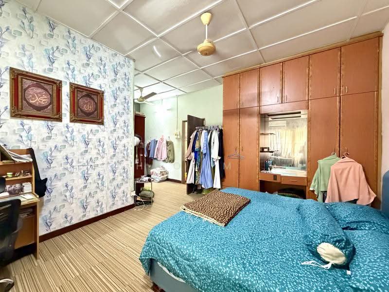 Rumah Teres 2-Tingkat untuk Dijual di Bandar Tun Hussein Onn (Cheras) - ChaoLim . - Bedroom - PropertyGuru.com.my
