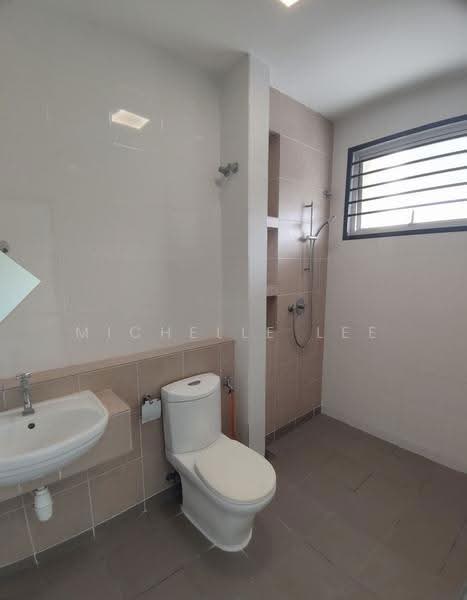 2-storey Terraced House for Sale in Kota Kemuning (Shah Alam) - Michelle Lee - Bathroom - PropertyGuru.com.my