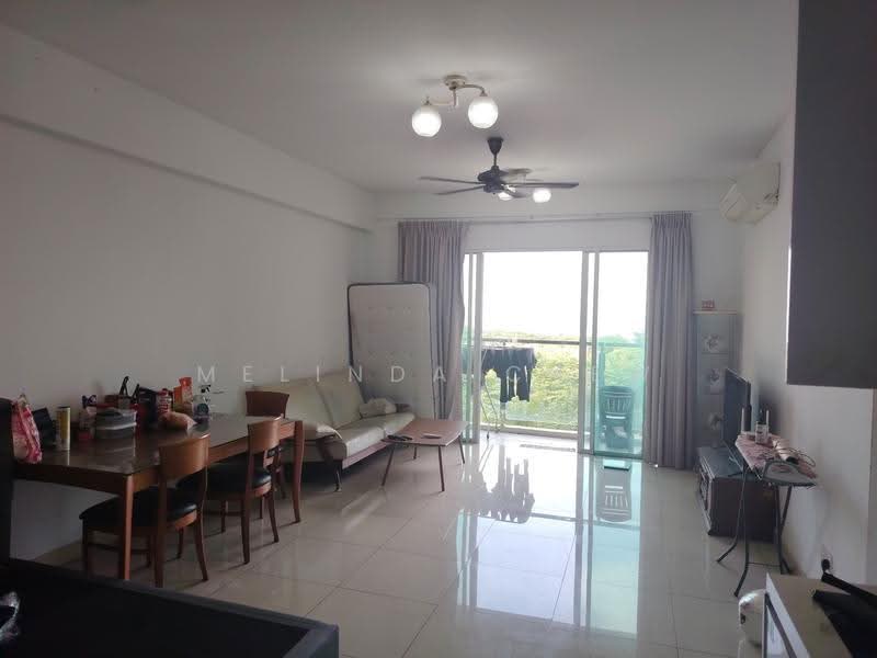 Kondominium untuk Dijual di Tropicana Bay Residences - Melinda Chew - Living Room - PropertyGuru.com.my