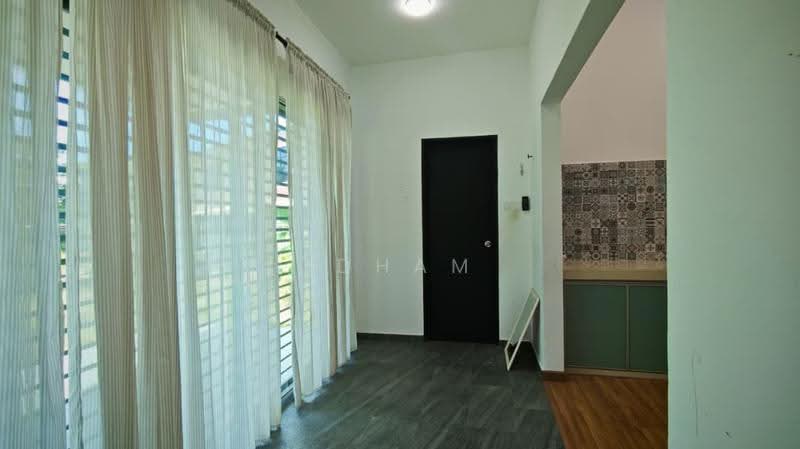Bungalow House for Sale in Taman Beserah (Beserah) - Idham Che'Ali - Corridor - PropertyGuru.com.my