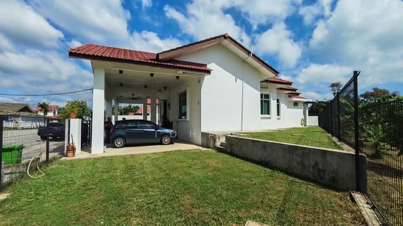 Bungalow House for Sale in Taman Beserah (Beserah) - Idham Che'Ali - Exterior - PropertyGuru.com.my