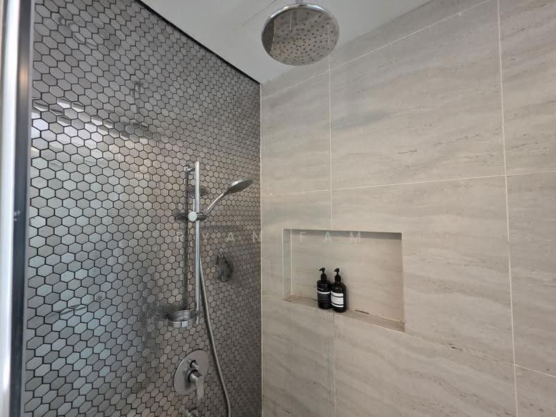 Service Residence for Sale at Star Residences One - Ryan Fam - Bathroom - PropertyGuru.com.my
