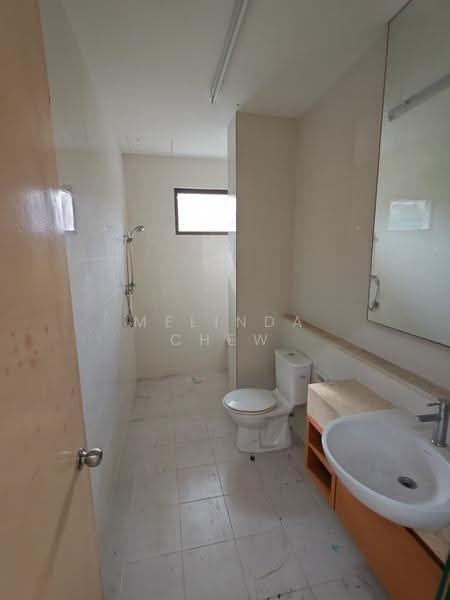 Rumah Berkembar untuk Dijual di Kampung Permatang Tengah (Balik Pulau) - Melinda Chew - Bathroom - PropertyGuru.com.my