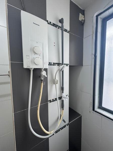 Service Residence for Sale at Zeva @ Equine South - John Chong - Bathroom - PropertyGuru.com.my
