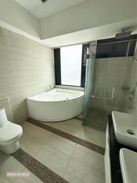 Rumah Berkembar untuk Dijual di Setia Damai (Setia Alam) - Loke . - Bathroom - PropertyGuru.com.my