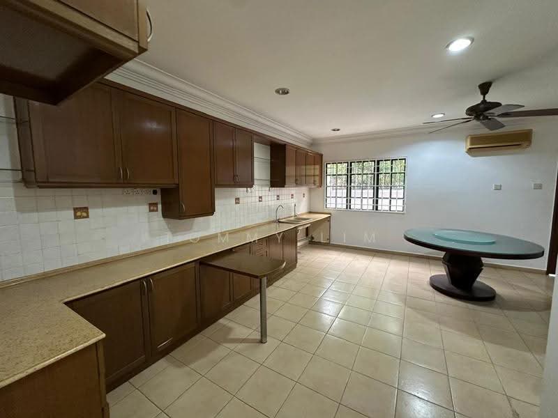 Semi-Detached House for Sale in Bukit Rahman Putra (Sungai Buloh) - Tommy Lim - Kitchen - PropertyGuru.com.my