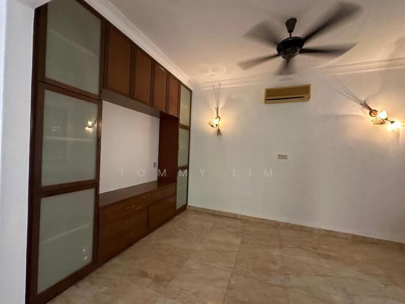 Semi-Detached House for Sale in Bukit Rahman Putra (Sungai Buloh) - Tommy Lim - Living Room - PropertyGuru.com.my