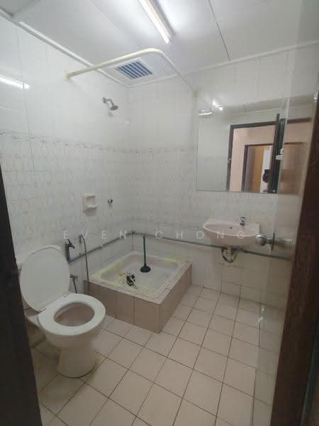 Condominium for Sale at Menara City One - Even Chong - Bathroom - PropertyGuru.com.my