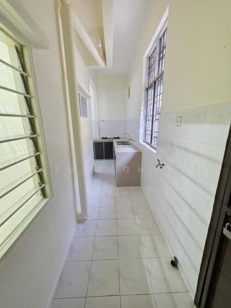 2-storey Terraced House for Sale in Lunas (Kedah) - Azura Ghani - Kitchen - PropertyGuru.com.my