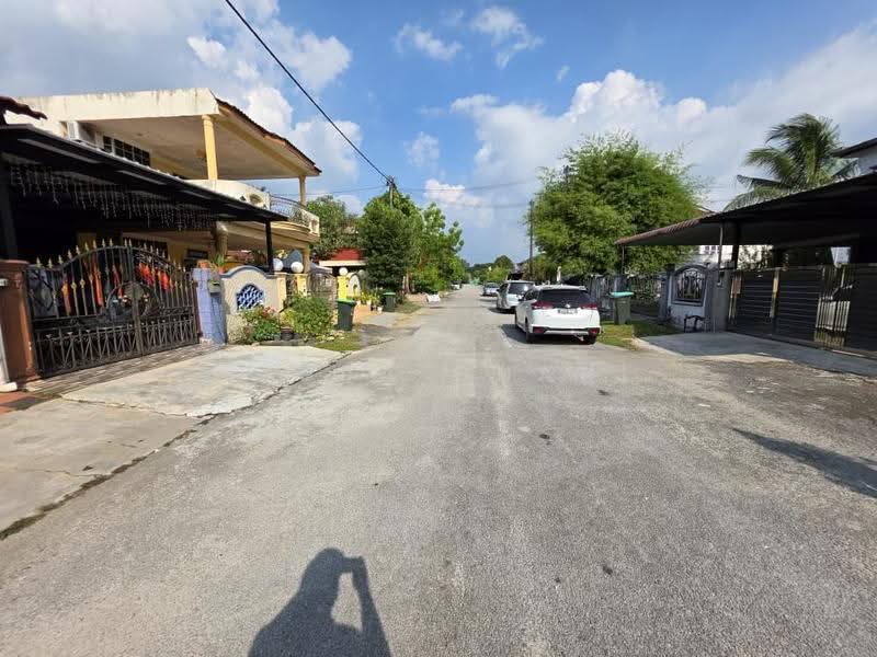 2-storey Terraced House for Sale in Lunas (Kedah) - Azura Ghani - Exterior - PropertyGuru.com.my