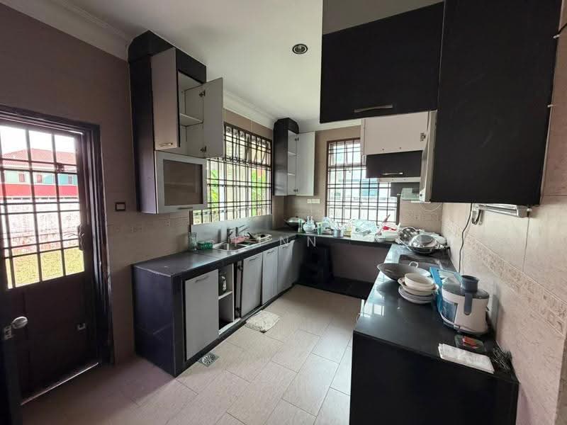 Bungalow House for Sale in Taman Universiti (Skudai) - Finn Aw - PropertyGuru.com.my