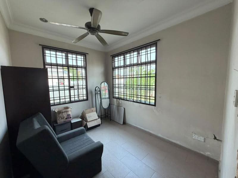 Bungalow House for Sale in Taman Universiti (Skudai) - Finn Aw - PropertyGuru.com.my