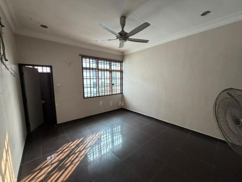Bungalow House for Sale in Taman Universiti (Skudai) - Finn Aw - PropertyGuru.com.my