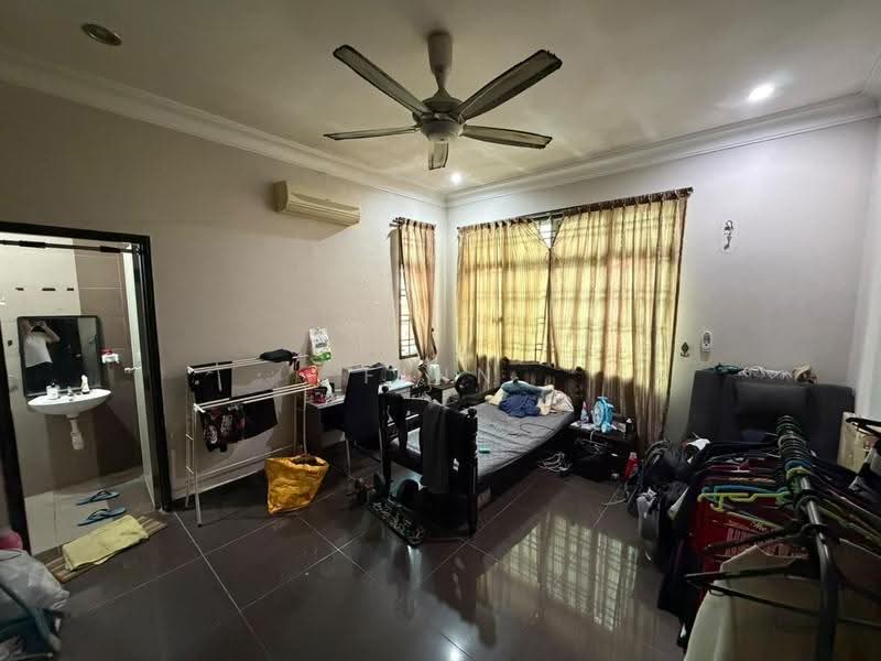 Bungalow House for Sale in Taman Universiti (Skudai) - Finn Aw - PropertyGuru.com.my
