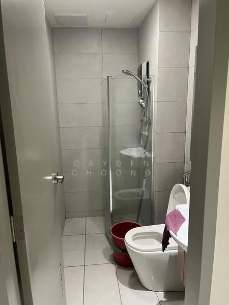 Kediaman Servis untuk Dijual di Sinaran - Cayden Choong - Bathroom - PropertyGuru.com.my