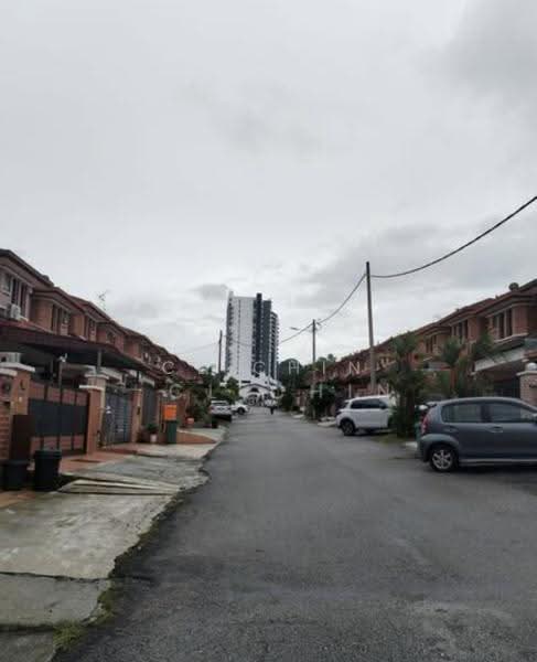 Rumah Teres 2-Tingkat untuk Dijual di Bandar Baru Sungai Long (Kajang) - CL Chin - Exterior - PropertyGuru.com.my