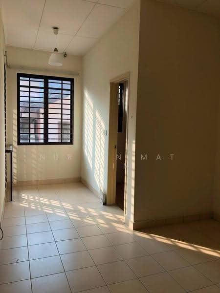2-storey Terraced House for Sale in Shah Alam (Selangor) - Nur Ain Mat Zain - Interior - PropertyGuru.com.my