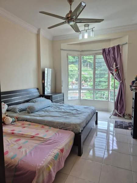 Condominium for Sale at Regency Heights Condo - Melinda Chew - Master Bedroom - PropertyGuru.com.my