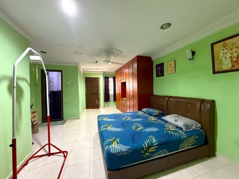 Rumah Teres untuk Dijual di Taman Samudra Teres (Batu Caves) - Mohd Syahidie - Bedroom - PropertyGuru.com.my
