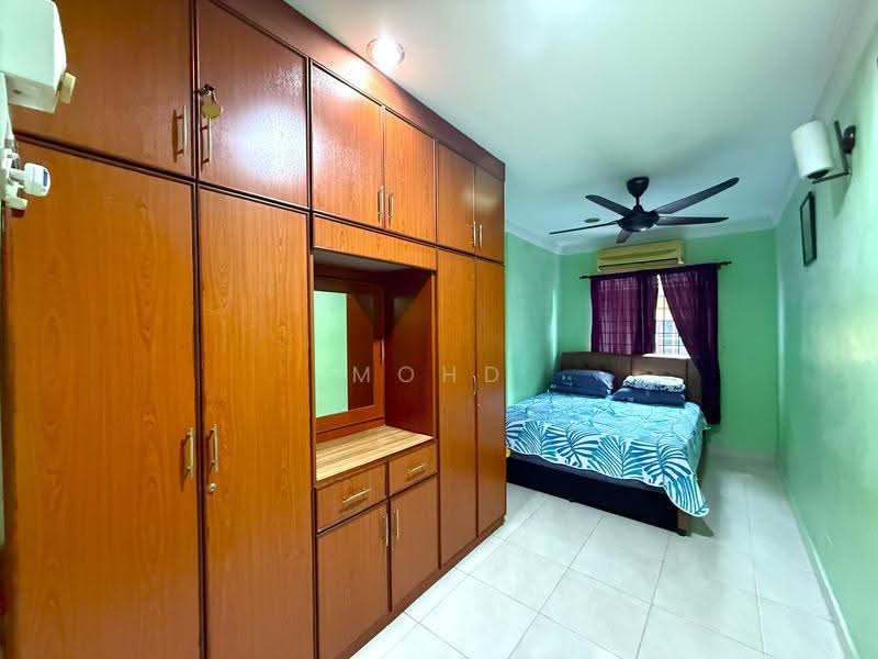 Rumah Teres untuk Dijual di Taman Samudra Teres (Batu Caves) - Mohd Syahidie - Bedroom - PropertyGuru.com.my