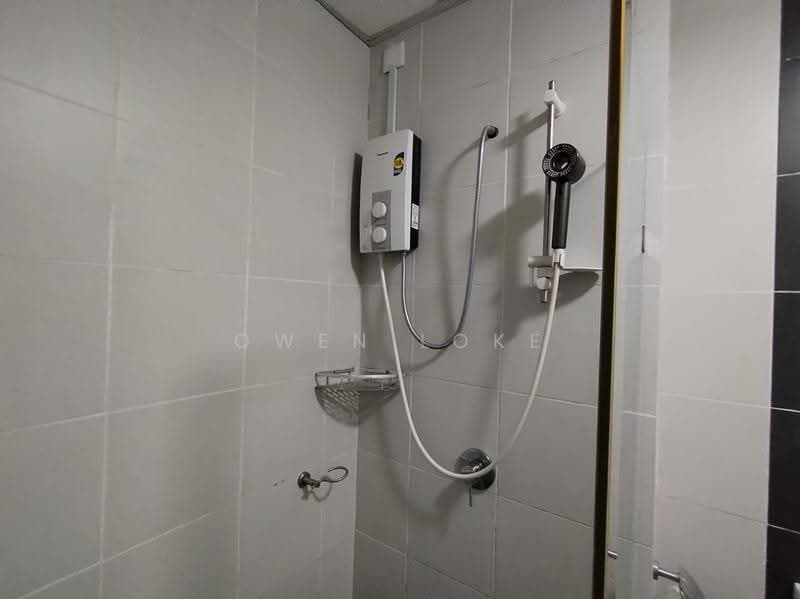 Kediaman Servis untuk Disewa di Centrestage Designer Suite - Owen Loke - Bathroom - PropertyGuru.com.my